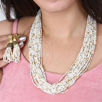 Henuka Copper Gold-plated White Jewellery Set(Pack of 1)