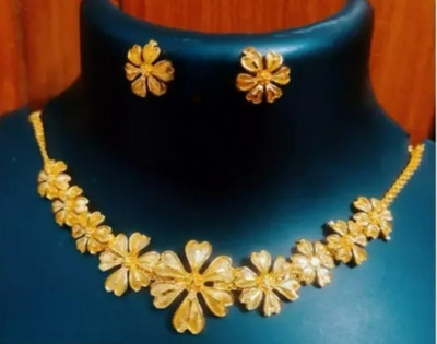 Purabi Brass Gold-plated Gold Jewellery Set(Pack of 1)