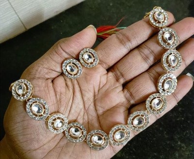 Roshni Creation Alloy White Jewellery Set(Pack of 1)