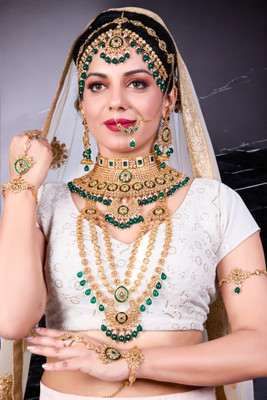 SHIV SHAKTI JEWELLERS Alloy Gold-plated Green, Gold Jewellery Set(Pack of 7)