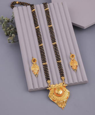 VEMISHTI Alloy Gold-plated Gold Jewellery Set(Pack of 1)