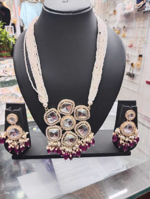 naitika arts Alloy Gold-plated Purple Jewellery Set(Pack of 1)