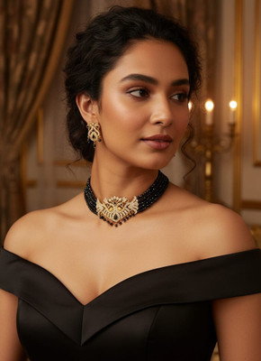 radhagovindart Brass Gold-plated Black, Gold Jewellery Set(Pack of 1)