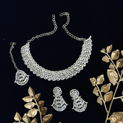 VATSALYA creation Alloy Gold-plated White Jewellery Set(Pack of 1)
