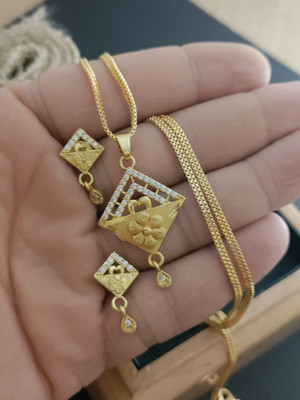 Shree Fashions World Alloy Gold-plated Gold Jewellery Set(Pack of 1)