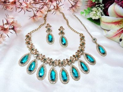 VATSALYA creation Alloy Gold-plated Turquoise Jewellery Set(Pack of 1)