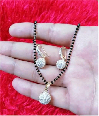 Bhagya Lakshmi Alloy Gold-plated White, Black Jewellery Set(Pack of 1)