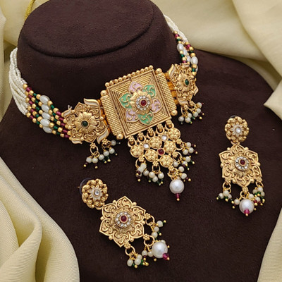 WELLOO FASHION Brass Gold-plated Multicolor Jewellery Set(Pack of 1)