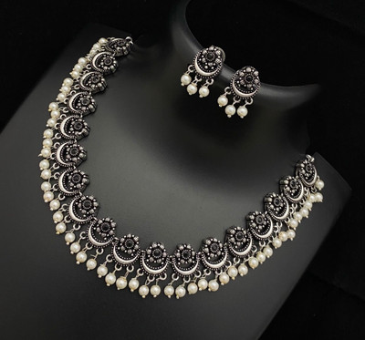 PBM CREATIONS Oxidised Silver Black Jewellery Set(Pack of 1)