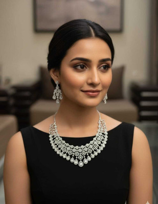 Saika Brass Silver White Jewellery Set(Pack of 1)