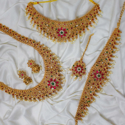 Chigold Alloy Gold-plated Multicolor Jewellery Set(Pack of 6)
