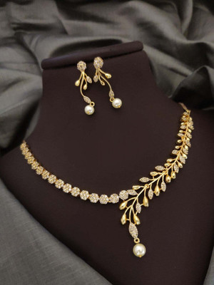 TINALIVA Brass Gold-plated Gold Jewellery Set(Pack of 1)
