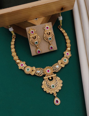 SHIVAY FASHION HUB Alloy Gold-plated Gold Jewellery Set(Pack of 1)