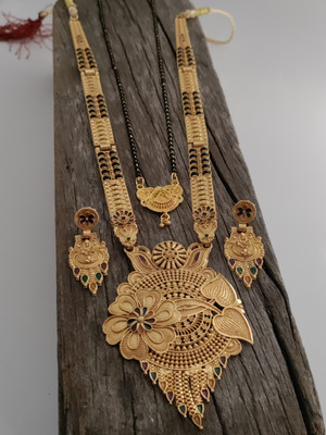 Yuktira Collection Brass Gold-plated Gold Jewellery Set(Pack of 1)