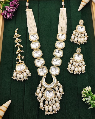 Oye Kudiye Alloy Gold-plated White, Silver Jewellery Set(Pack of 1)
