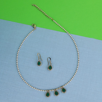 Saloni Fashion Jewellery Alloy Gold-plated Green Jewellery Set(Pack of 3)