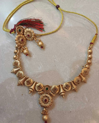 Shreejee Brass Gold Jewellery Set(Pack of 1)