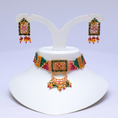 Ethnicking Alloy Gold-plated Multicolor Jewellery Set(Pack of 1)