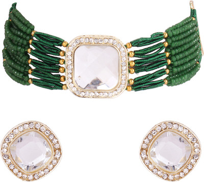 Divisha Alloy Gold-plated Green Jewellery Set(Pack of 1)