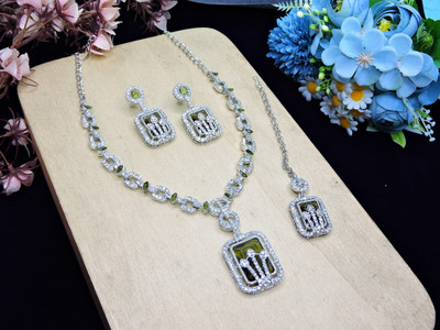 VATSALYA creation Alloy Gold-plated Green Jewellery Set(Pack of 1)