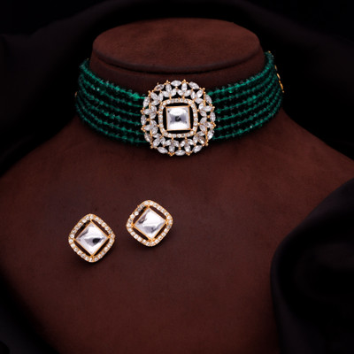 Sangria Brass Gold-plated Green, White Jewellery Set(Pack of 1)