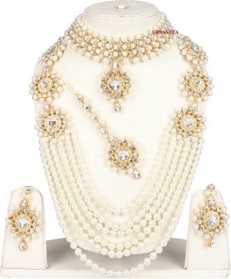 URBANELA Plastic, Alloy Gold-plated White Jewellery Set(Pack of 1)