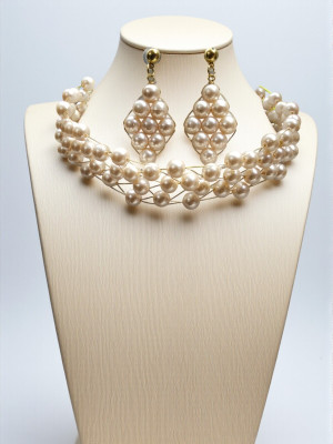 EAS Accessorize Alloy Gold-plated White Jewellery Set(Pack of 1)