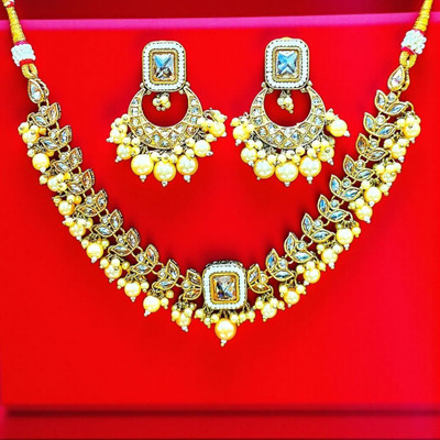 Aroras Bridal & Fashion Jewellery Brass Gold-plated Gold Jewellery Set(Pack of 1)