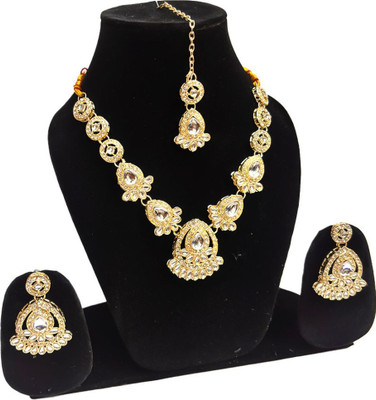 sums jewellery Alloy Gold-plated White, Gold Jewellery Set(Pack of 1)