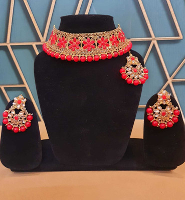 Gorgeous Gems Brass Red Jewellery Set(Pack of 1)