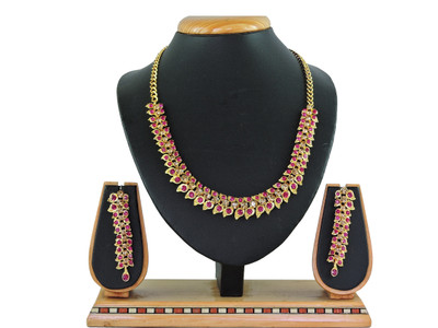 KAHAR CREATION Alloy Gold-plated Pink Jewellery Set(Pack of 1)