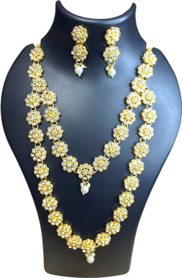 Anjula Creation Metal Gold-plated White Jewellery Set(Pack of 1)