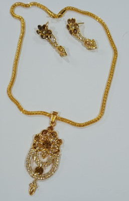 n r sales Alloy Gold-plated Brown Jewellery Set(Pack of 1)