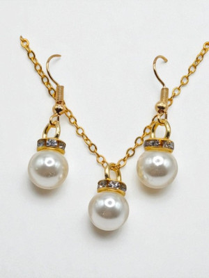 sapraa trends Stainless Steel Gold-plated Gold Jewellery Set(Pack of 1)