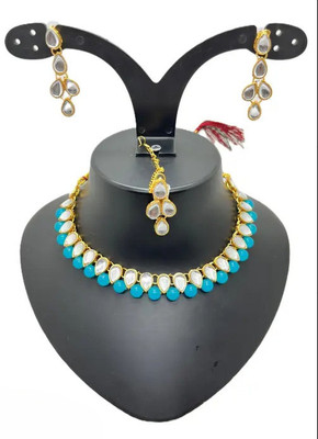 V.V. Sons Alloy Gold-plated Green Jewellery Set(Pack of 1)