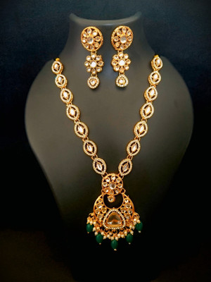 Pranav art Alloy Gold-plated Green Jewellery Set(Pack of 1)