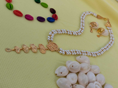 Qplus Copper Gold-plated Gold Jewellery Set(Pack of 1)