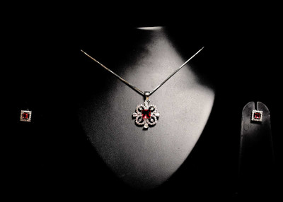 Monatii Brass Silver Ruby Red, Silver Jewellery Set(Pack of 1)