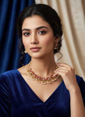 AURANESTZ Alloy Gold-plated Maroon Jewellery Set(Pack of 1)