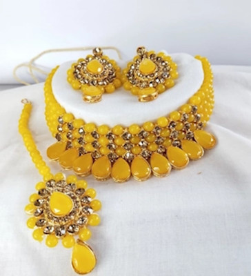 SHIVAYFASHION Alloy Gold-plated Yellow Jewellery Set(Pack of 1)