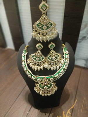 hos Alloy Green Jewellery Set(Pack of 1)