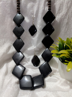 Wostree Resin Black Jewellery Set(Pack of 1)