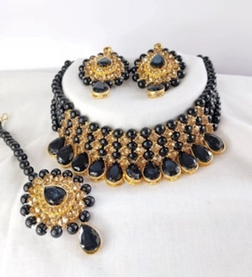 Chikku Alloy Gold-plated Black Jewellery Set(Pack of 1)