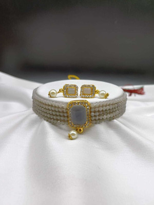 house of common Alloy Gold-plated Grey Jewellery Set(Pack of 1)