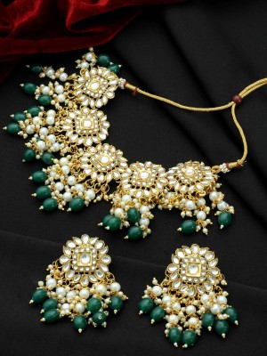 SAIYONI Alloy Gold-plated Green, Gold Jewellery Set(Pack of 1)