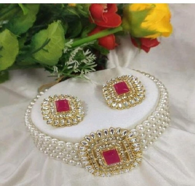 MAnzil Alloy Gold-plated White Jewellery Set(Pack of 1)