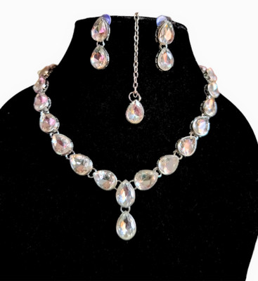 Henuka Brass Rhodium White Jewellery Set(Pack of 1)