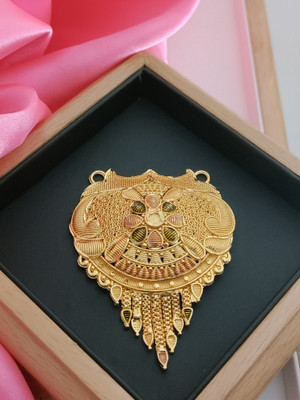 Om Krishiv Collection Brass Gold-plated Gold Jewellery Set(Pack of 1)