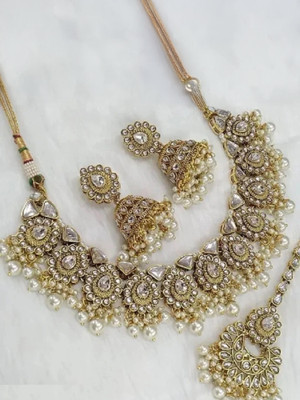 MAHI BRIDAL Brass, Alloy Gold-plated White Jewellery Set(Pack of 1)