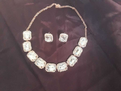 Jenil Fashoin Hub Alloy Rose Gold Jewellery Set(Pack of 1)